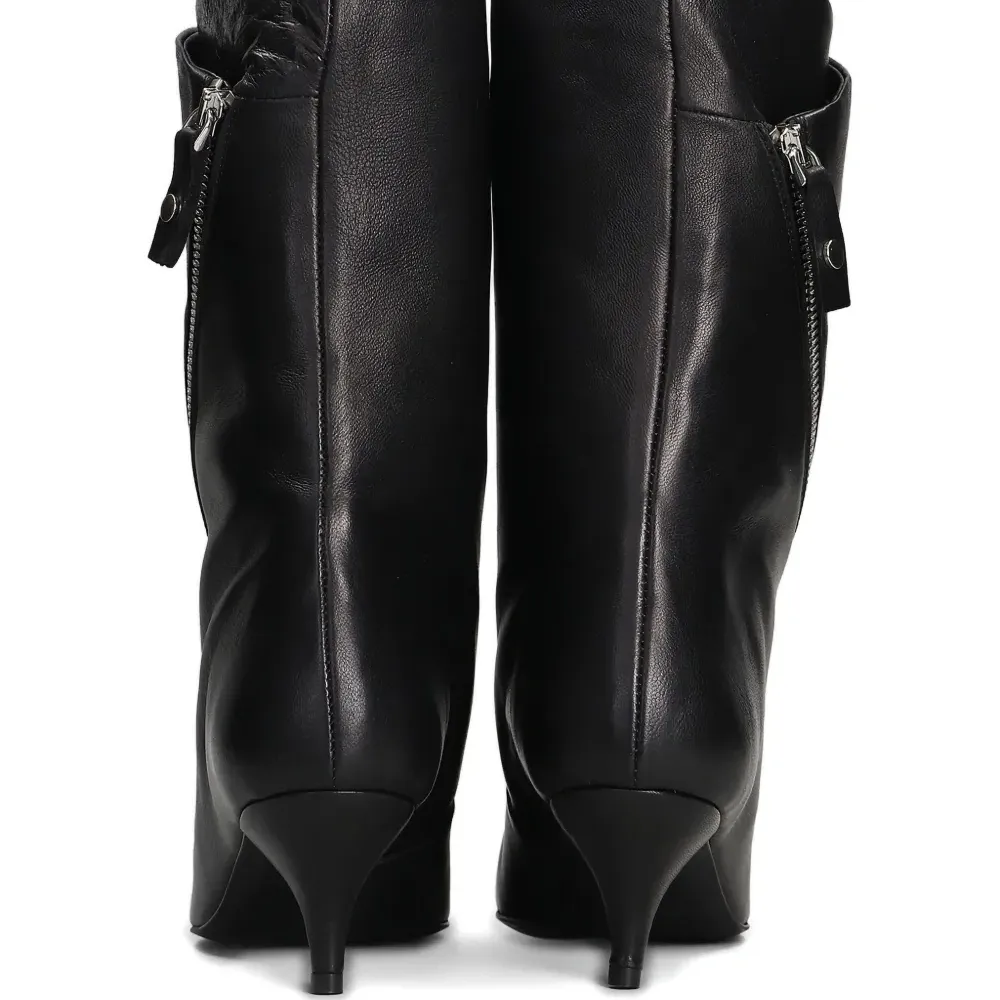 Ботинки на молнии