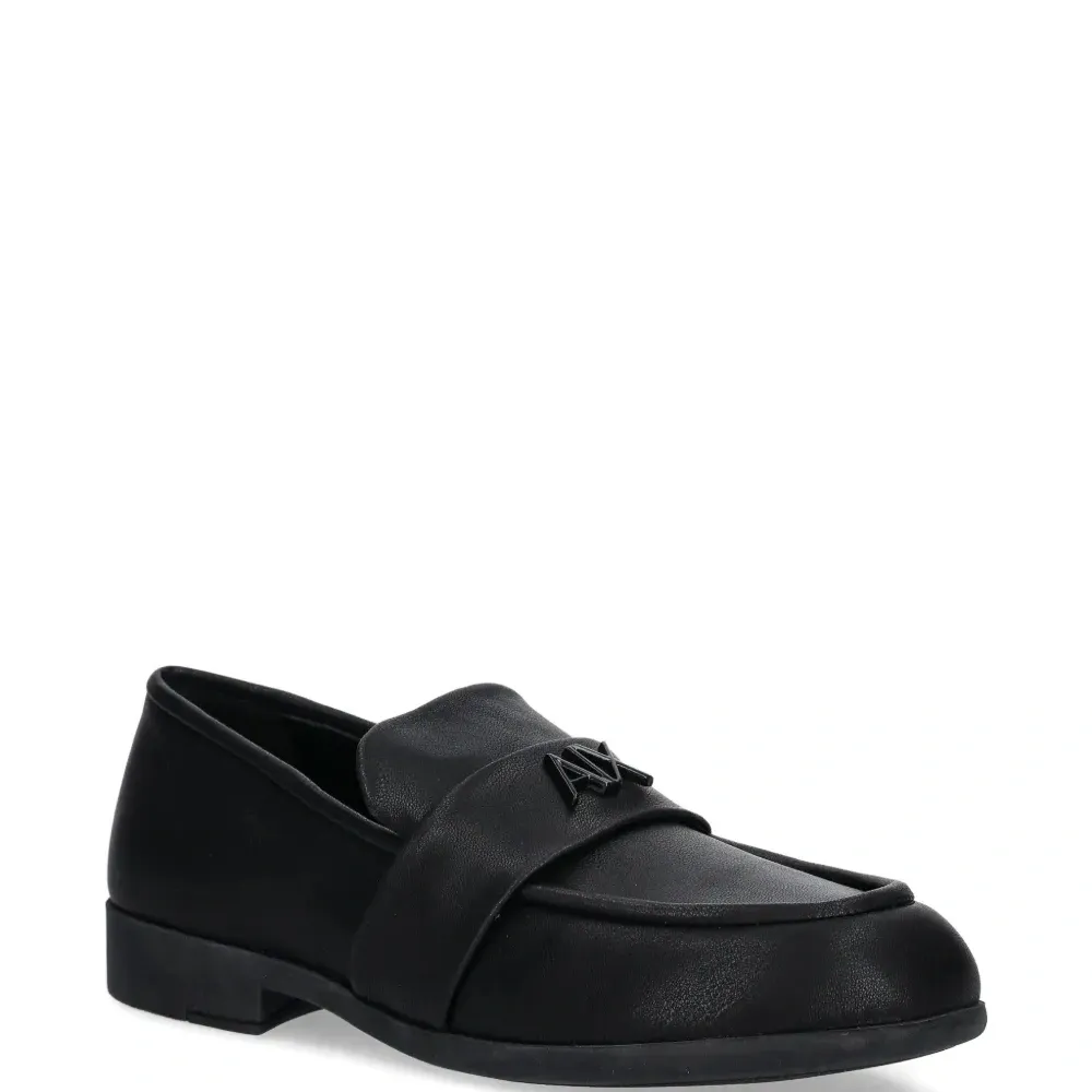 Лоферы с ремешком и логотипом Лоферы с ремешком и логотипом