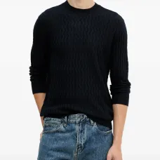 Джемпер с узором и круглым вырезом