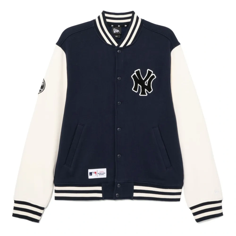 Бомбер с логотипом