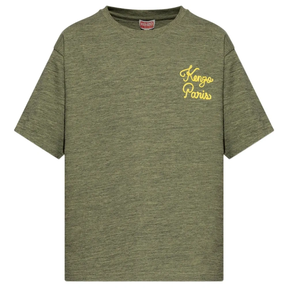 Футболка с вышитым логотипом