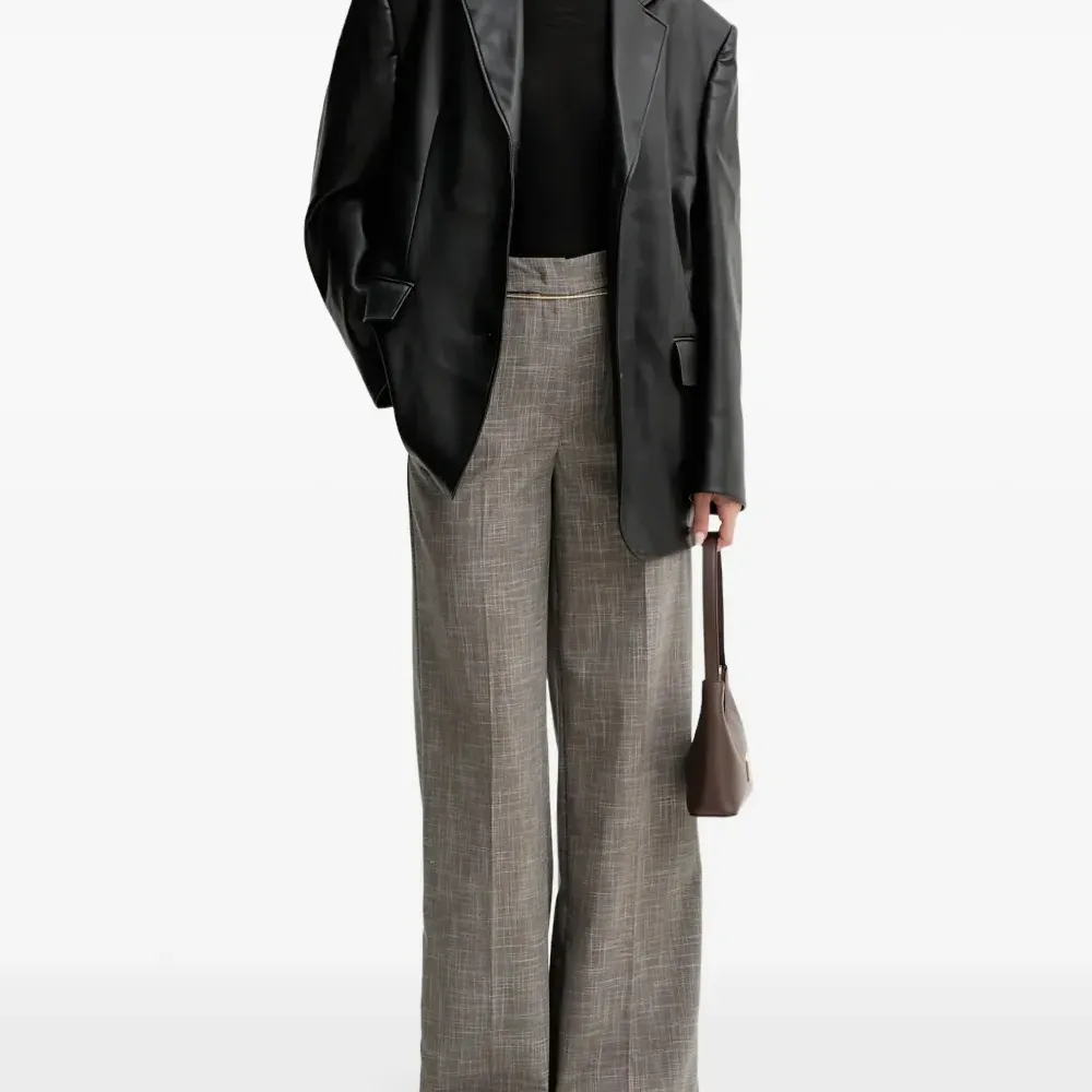 Брюки с цепочкой