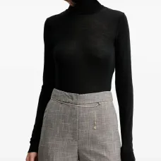 Лонгслив с высоким воротником