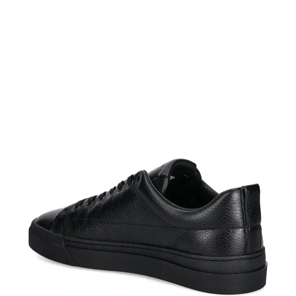 Кожаные кеды на шнуровке