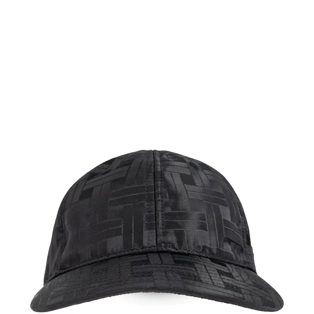 Бейсболка с логотипом