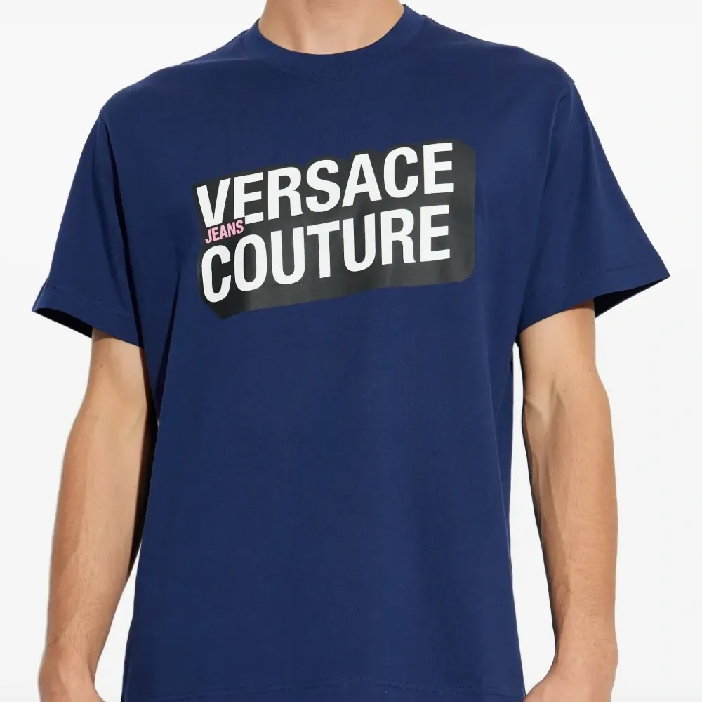 Футболка с принтом-логотипом Футболка с принтом-логотипом