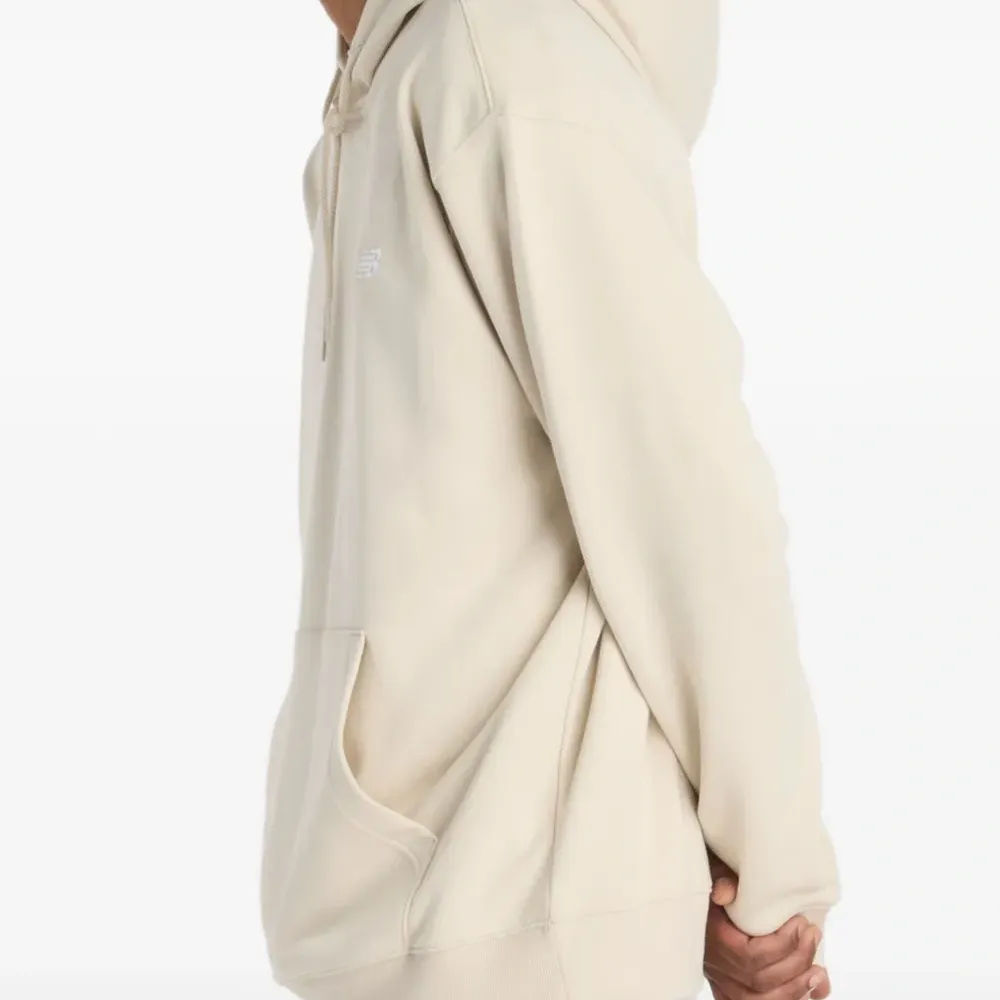 Худи с вышитым логотипом