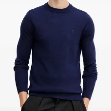 Фактурный свитер с логотипом