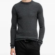 Фактурный джемпер с круглым вырезом