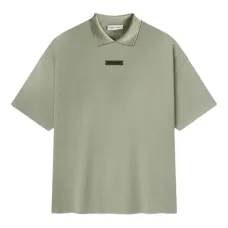 Футболка с логотипом на планке