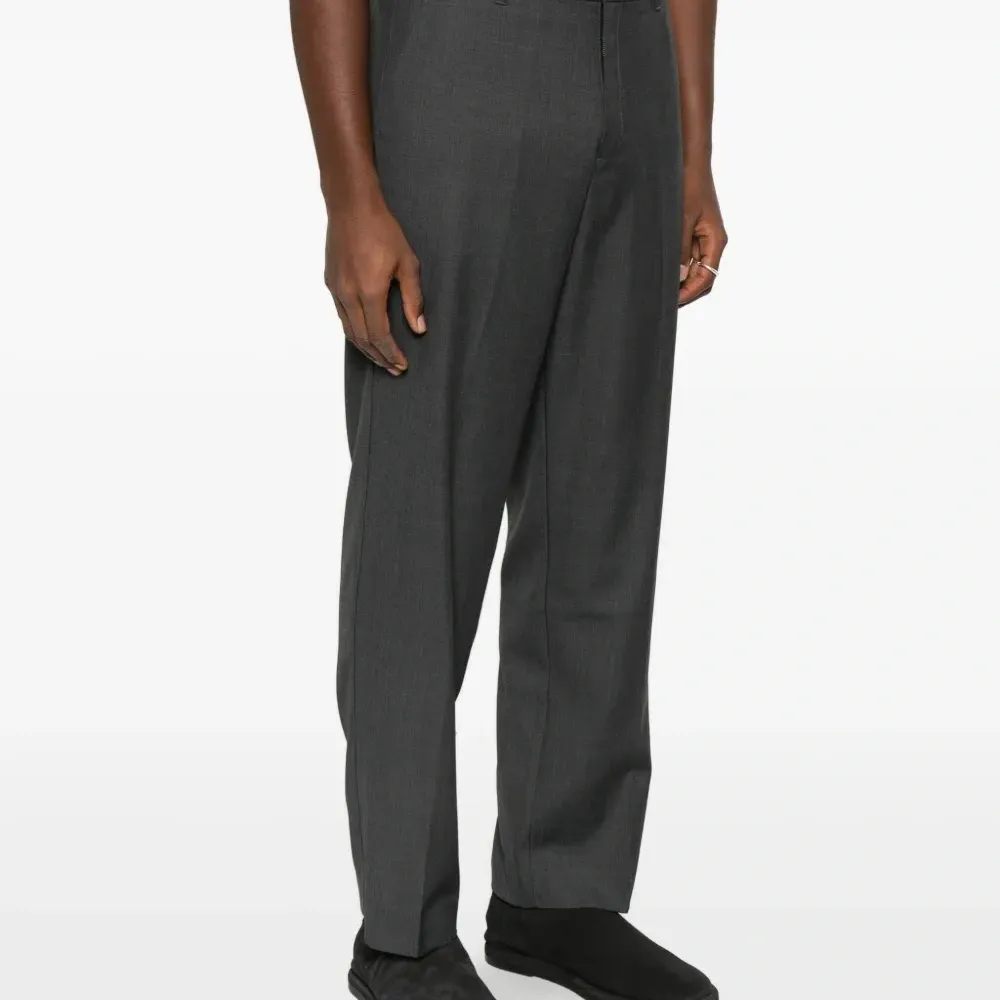 Брюки прямого кроя