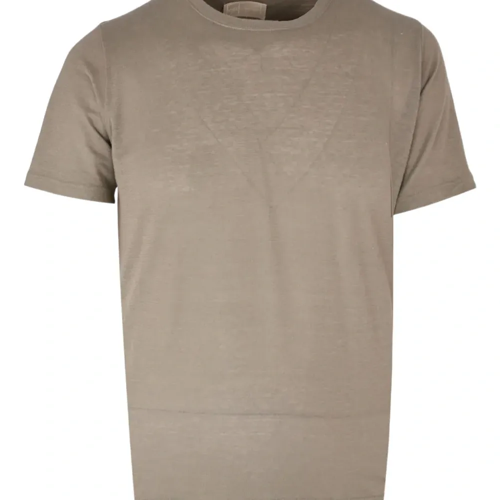 Футболка с круглым вырезом