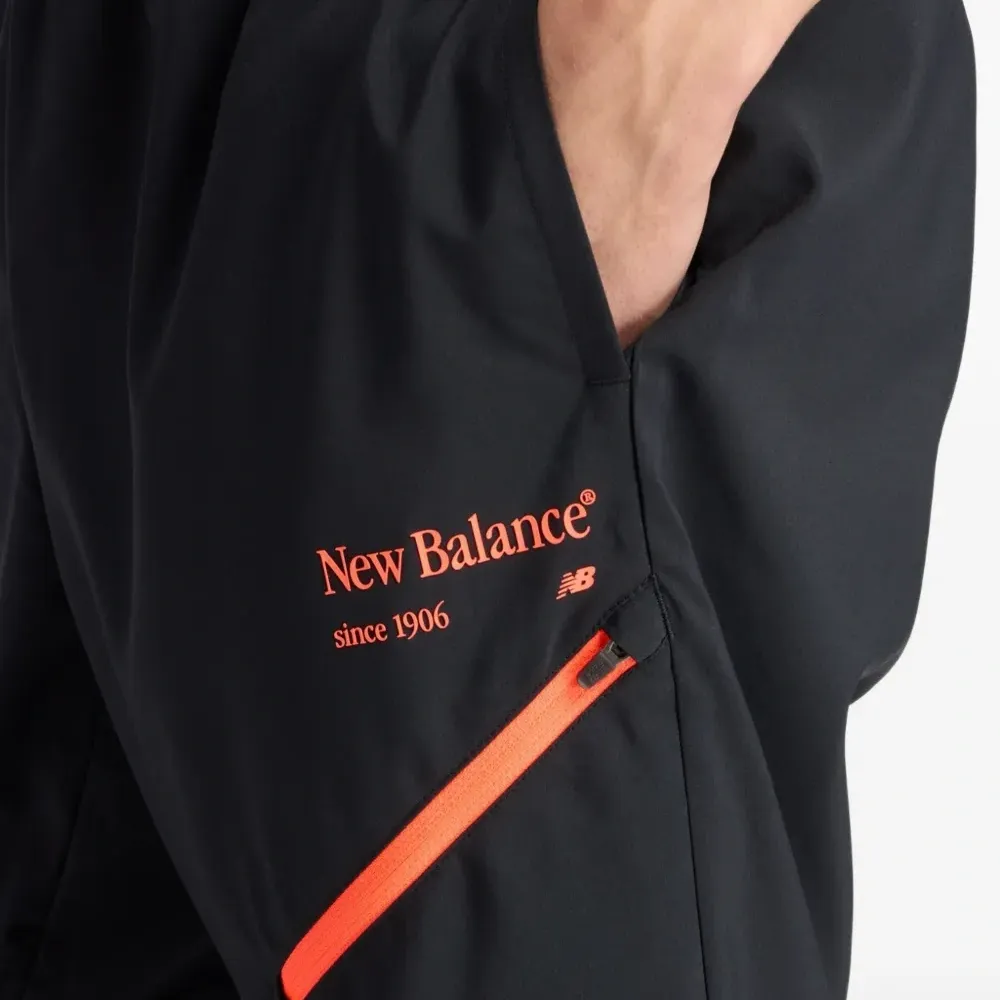 Джоггеры с логотипом