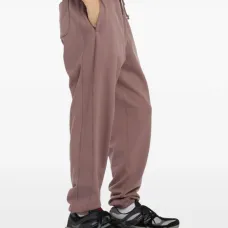 Спортивные брюки с вышитым логотипом