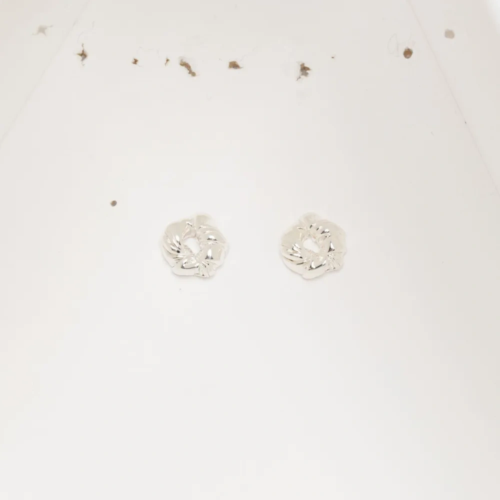 Фактурные серьги Jetty