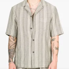 Полосатая рубашка с короткими рукавами