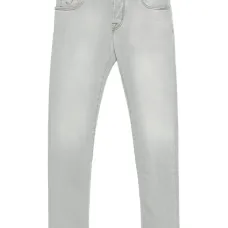 Джинсы прямого кроя