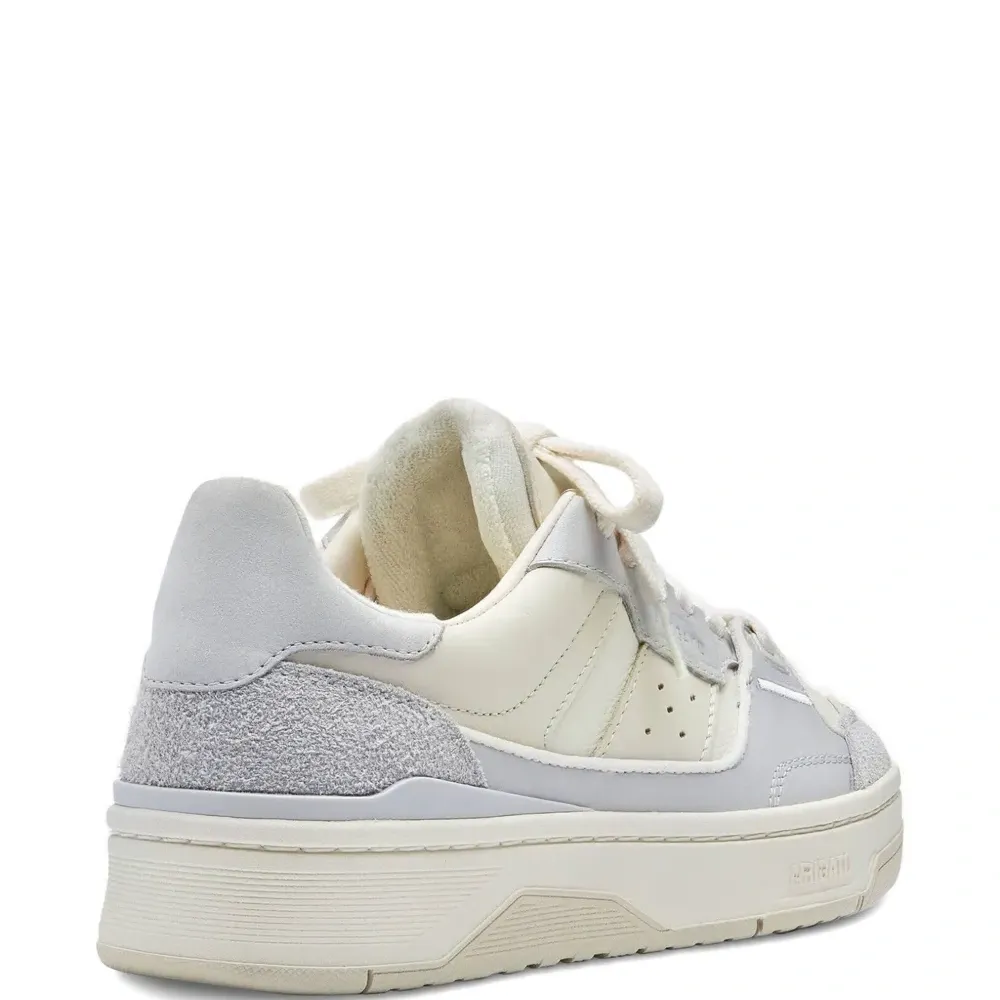 Кроссовки с панелями цвета глины