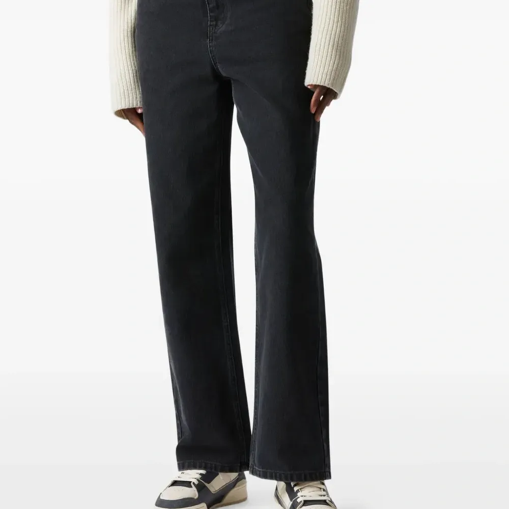 Кроссовки с глиняными вставками