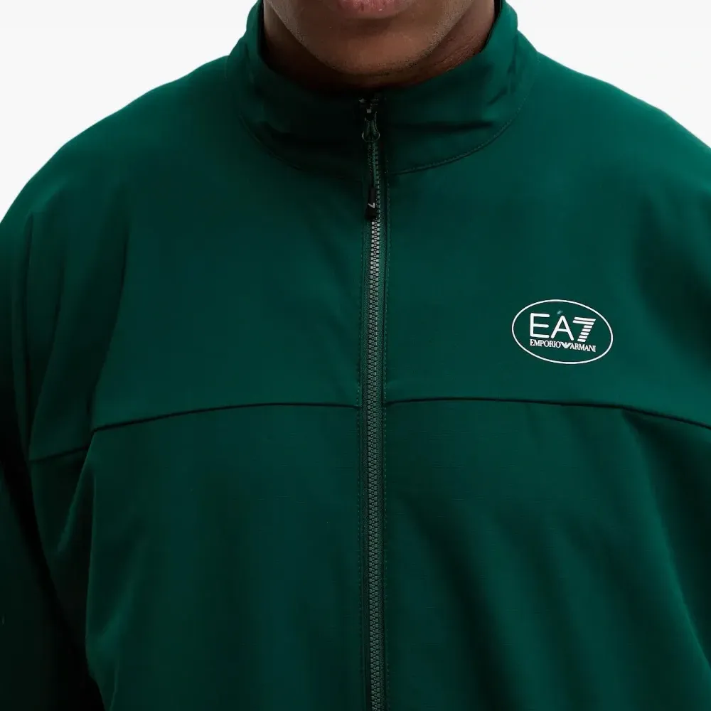 Спортивный костюм на молнии Спортивный костюм на молнии