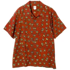 Рубашка с накладными карманами