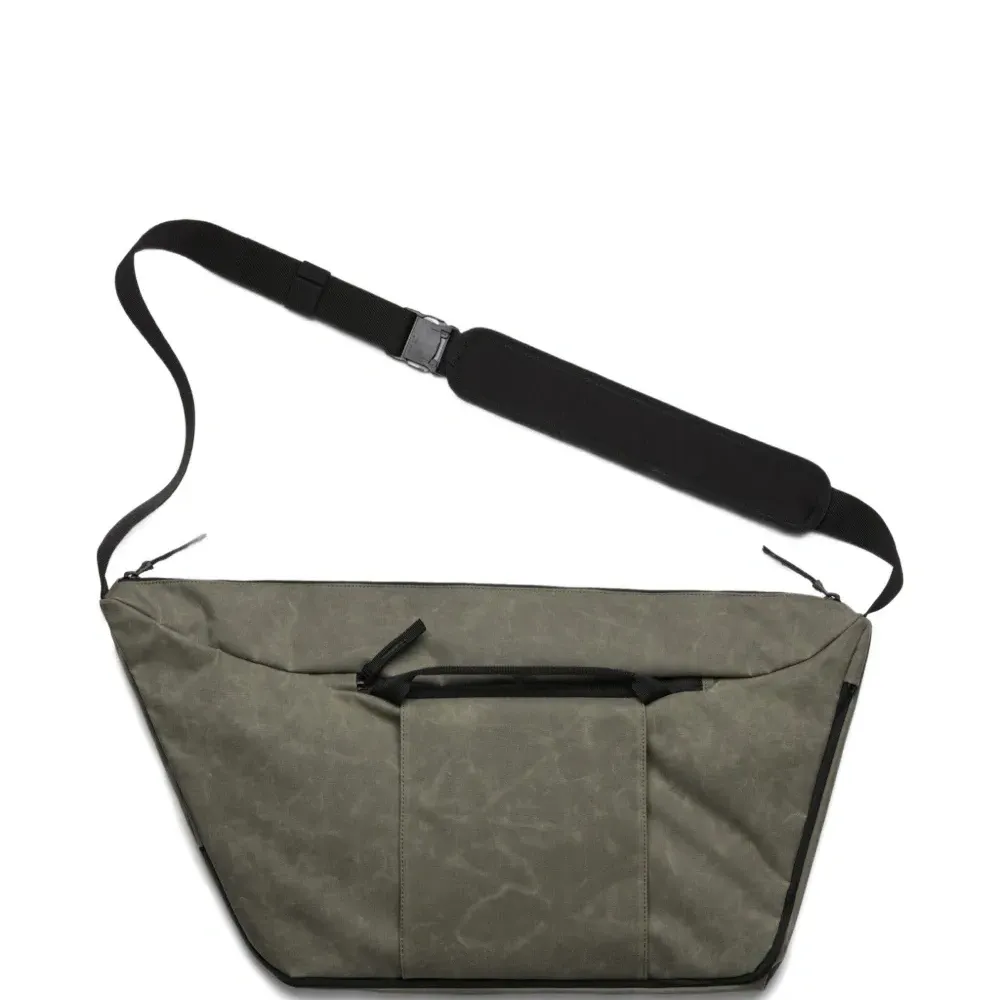 Сумка через плечо Ramverk Pro