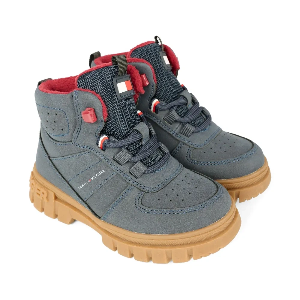 Ботинки с логотипом