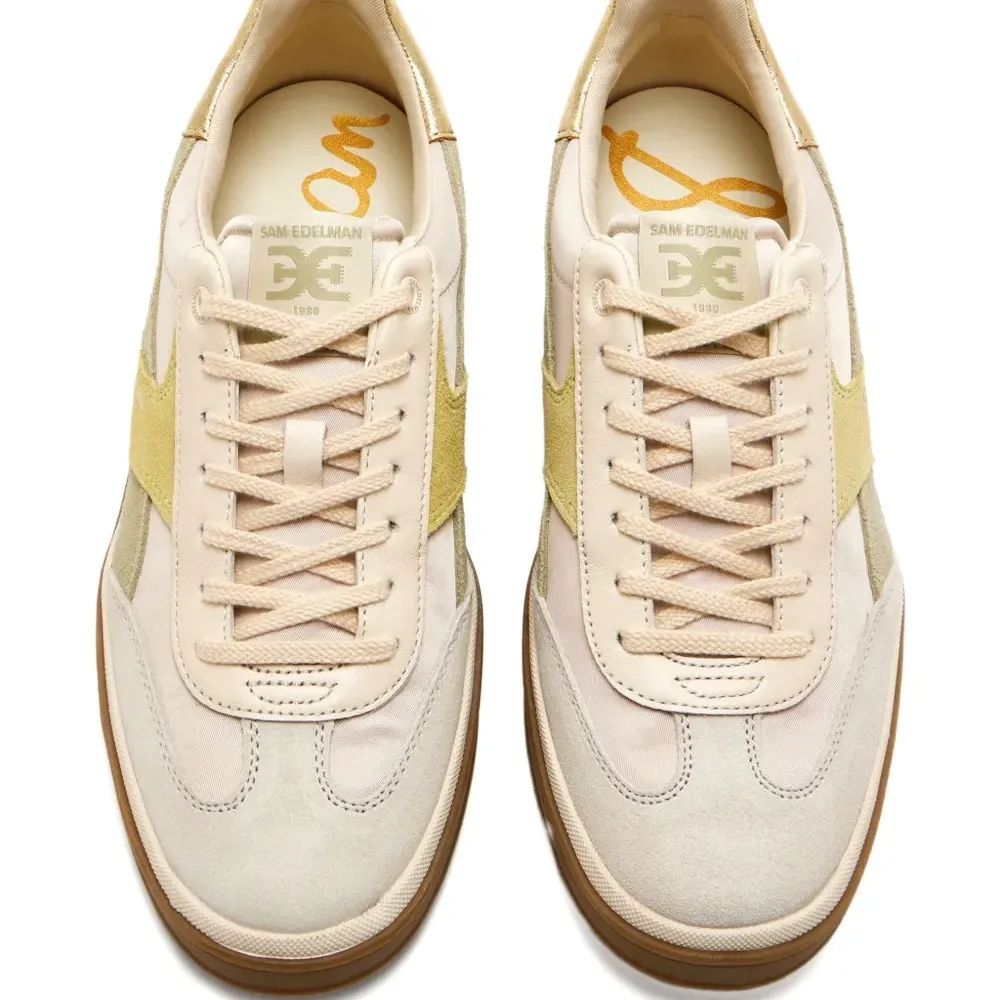 Кроссовки Althea