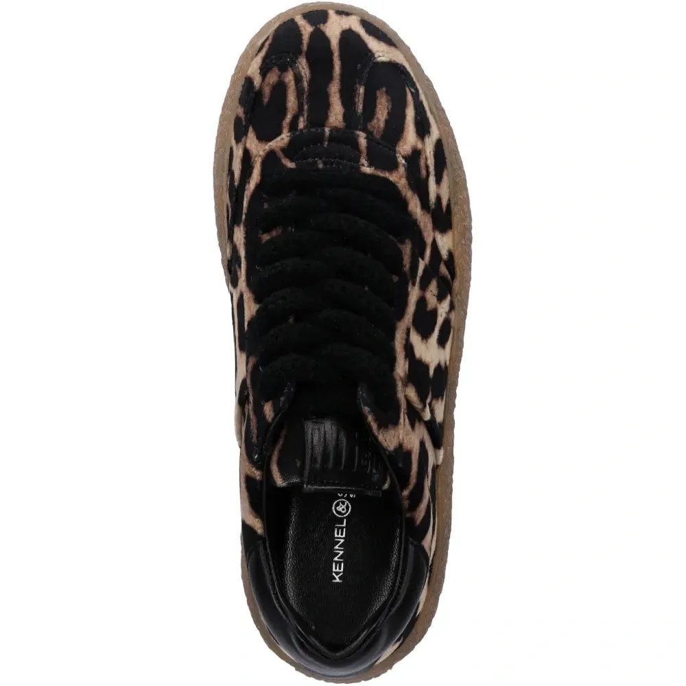 Кроссовки с анималистичным принтом Кроссовки с анималистичным принтом