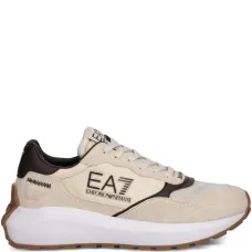 Кроссовки с логотипом