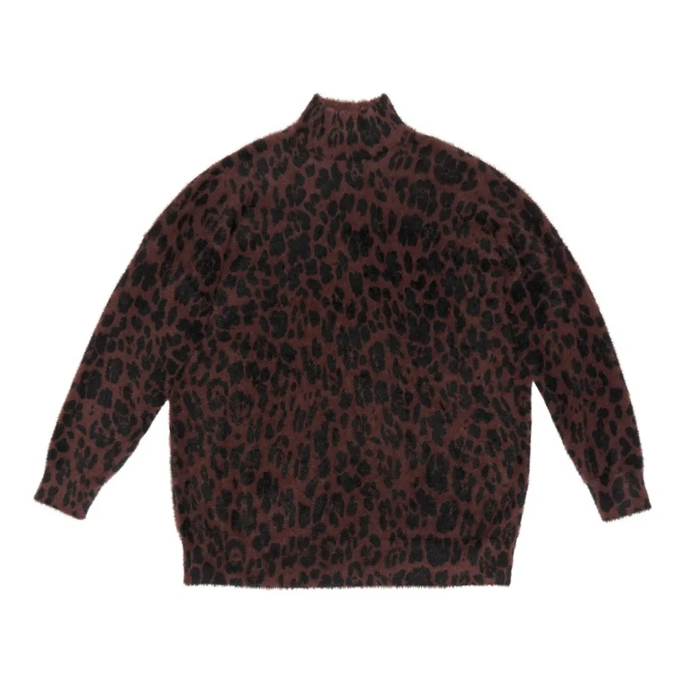 Свитер с леопардовым принтом