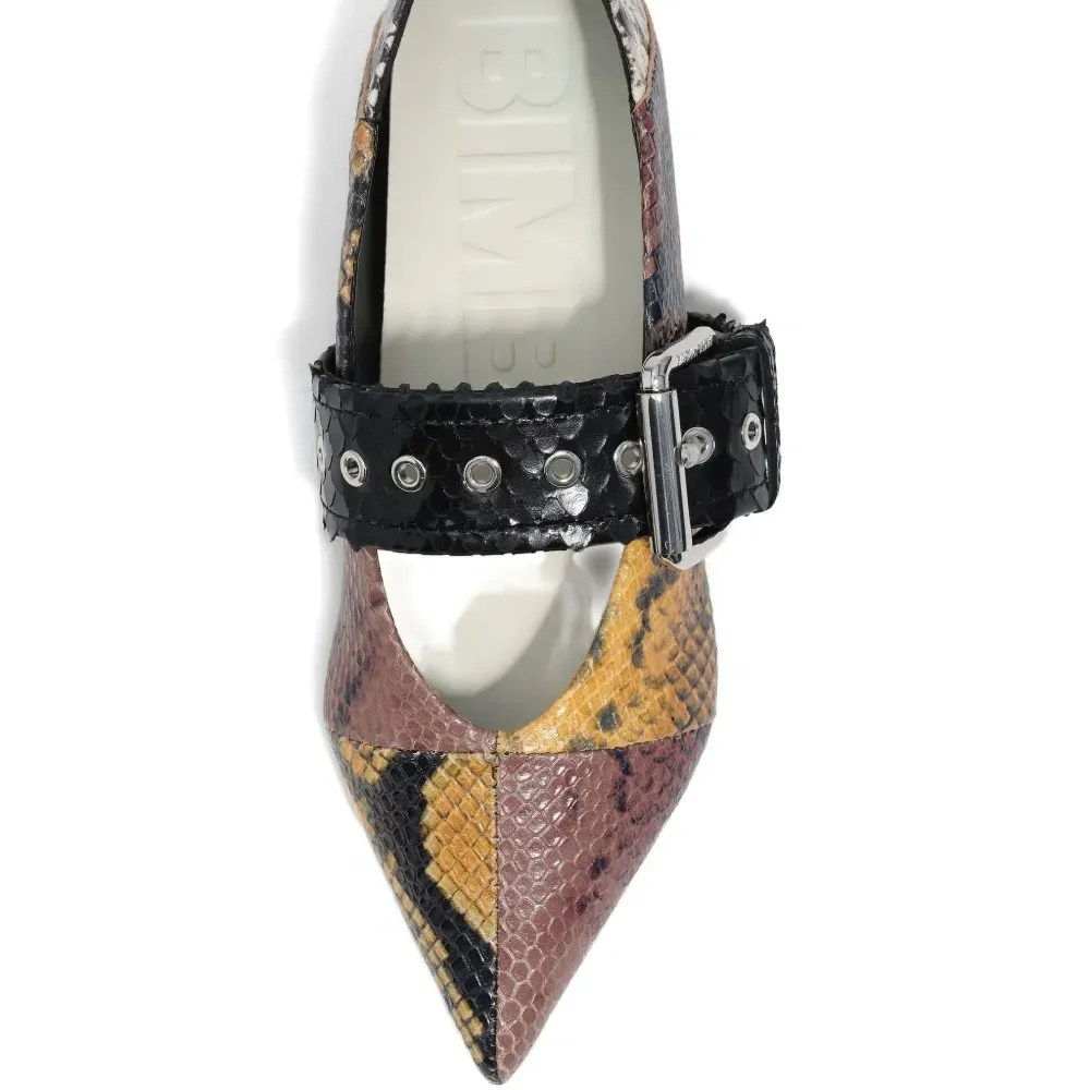 Балетки с пряжками