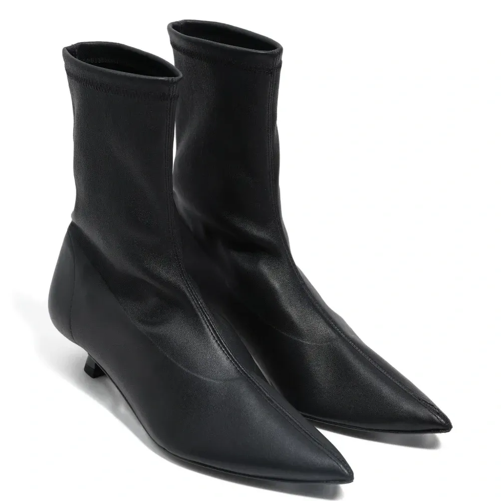 Ботильоны с заостренным носком