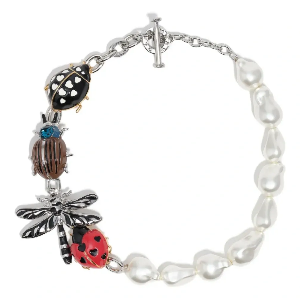 Колье с подвеской Колье с подвеской