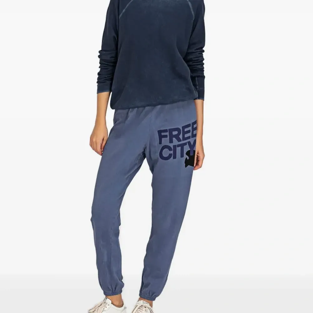 Спортивные брюки с логотипом