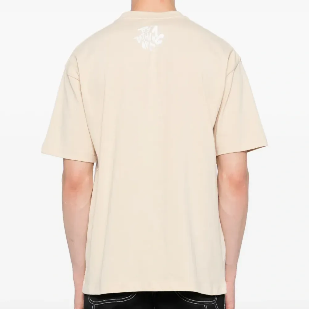 Футболка с логотипом