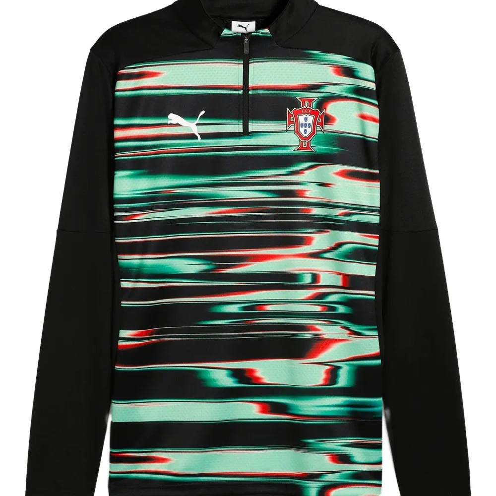 Прематчевая кофта сборной Португалии