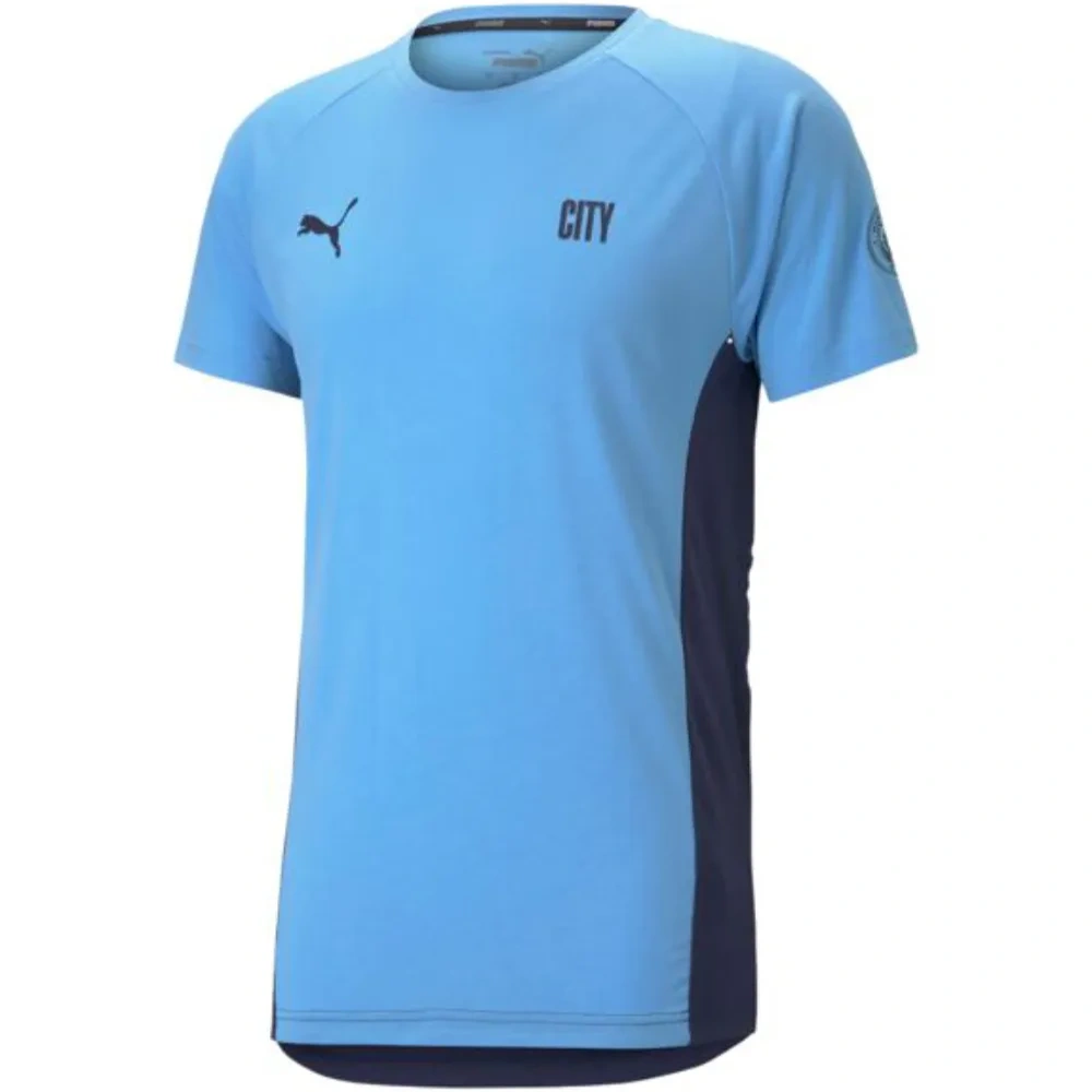 Футболка из коллаборации с Manchester City