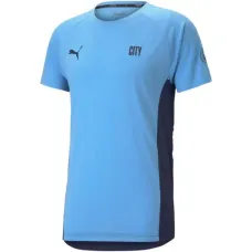 Футболка из коллаборации с Manchester City