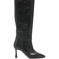 Сапоги с заострённым носом