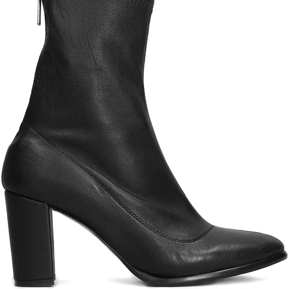 Ботинки на каблуке 70 мм