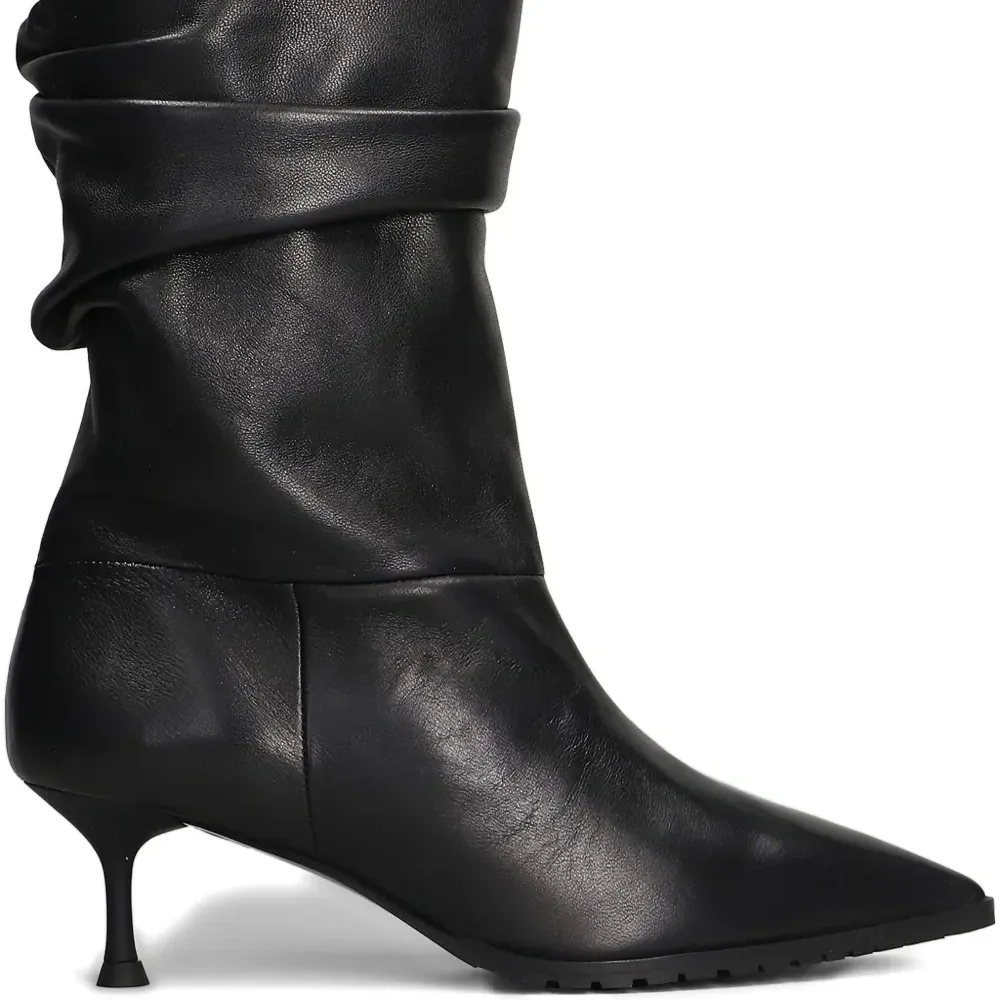 Ботфорты с драпировкой