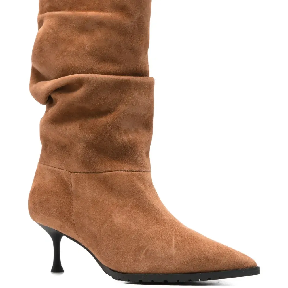 Полусапоги средней длины со сборками