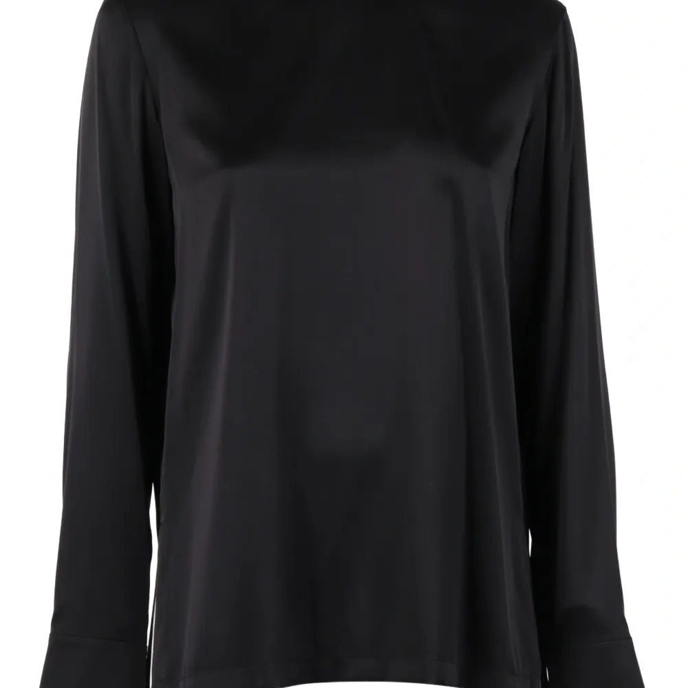 Топ с длинными рукавами