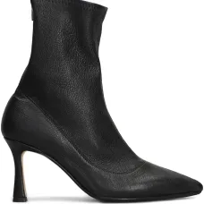 Ботильоны на каблуке с заострённым носком