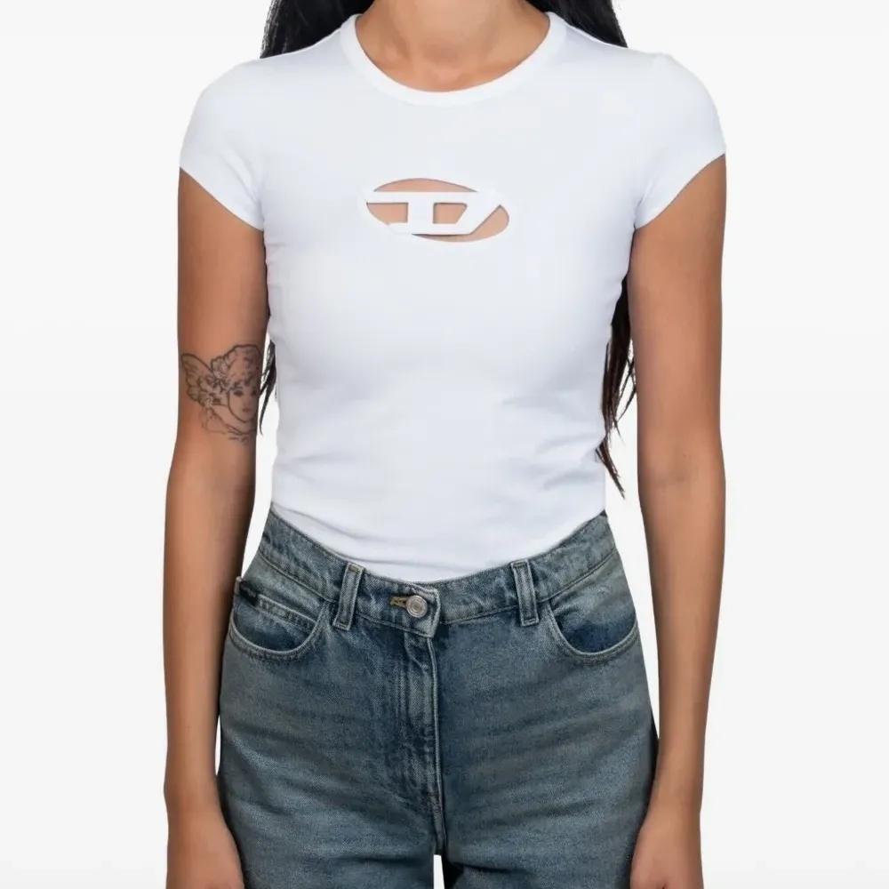 Футболка T-Angie