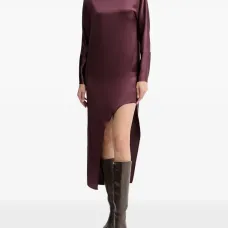 Платье миди с воротником-стойкой