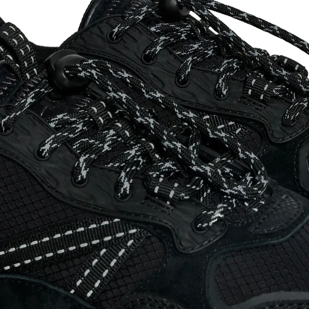 Кроссовки City Of Road с замшевыми вставками Кроссовки City Of Road с замшевыми вставками