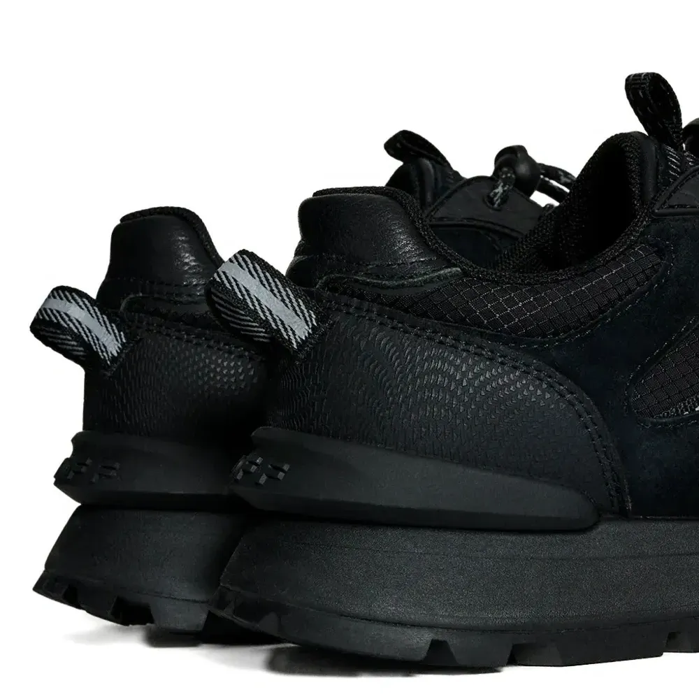 Кроссовки City Of Road с замшевыми вставками Кроссовки City Of Road с замшевыми вставками