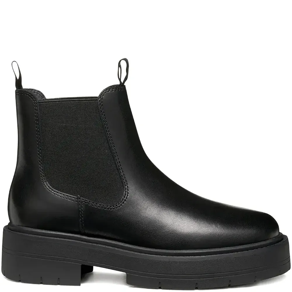 Кожаные ботинки